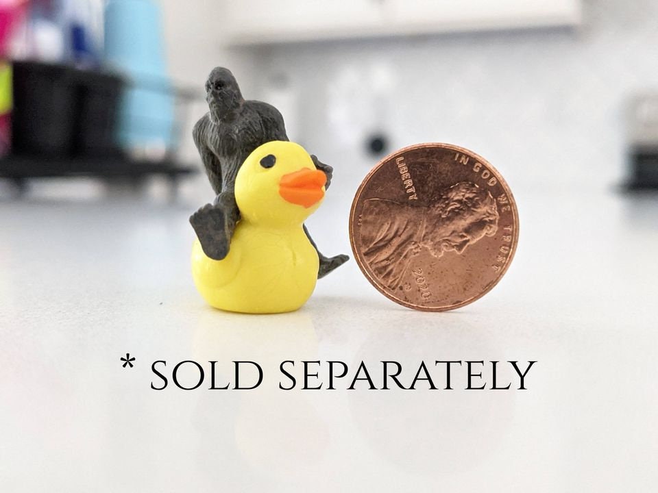 Miniature Rubber Ducks - Pack of 10- Tiny Figurine Duckies- Terrarium - House Plant - Mythical Creature - Legend - Diorama